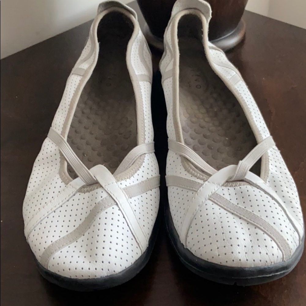 Comfortable size 11 shoes